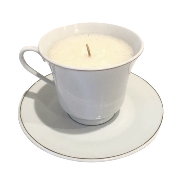 BfH Other - English Teacup & Saucer Candles New
